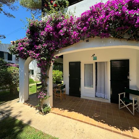 Apartment With Garden And Swimming And Beach Cala Blanca  Extérieur photo