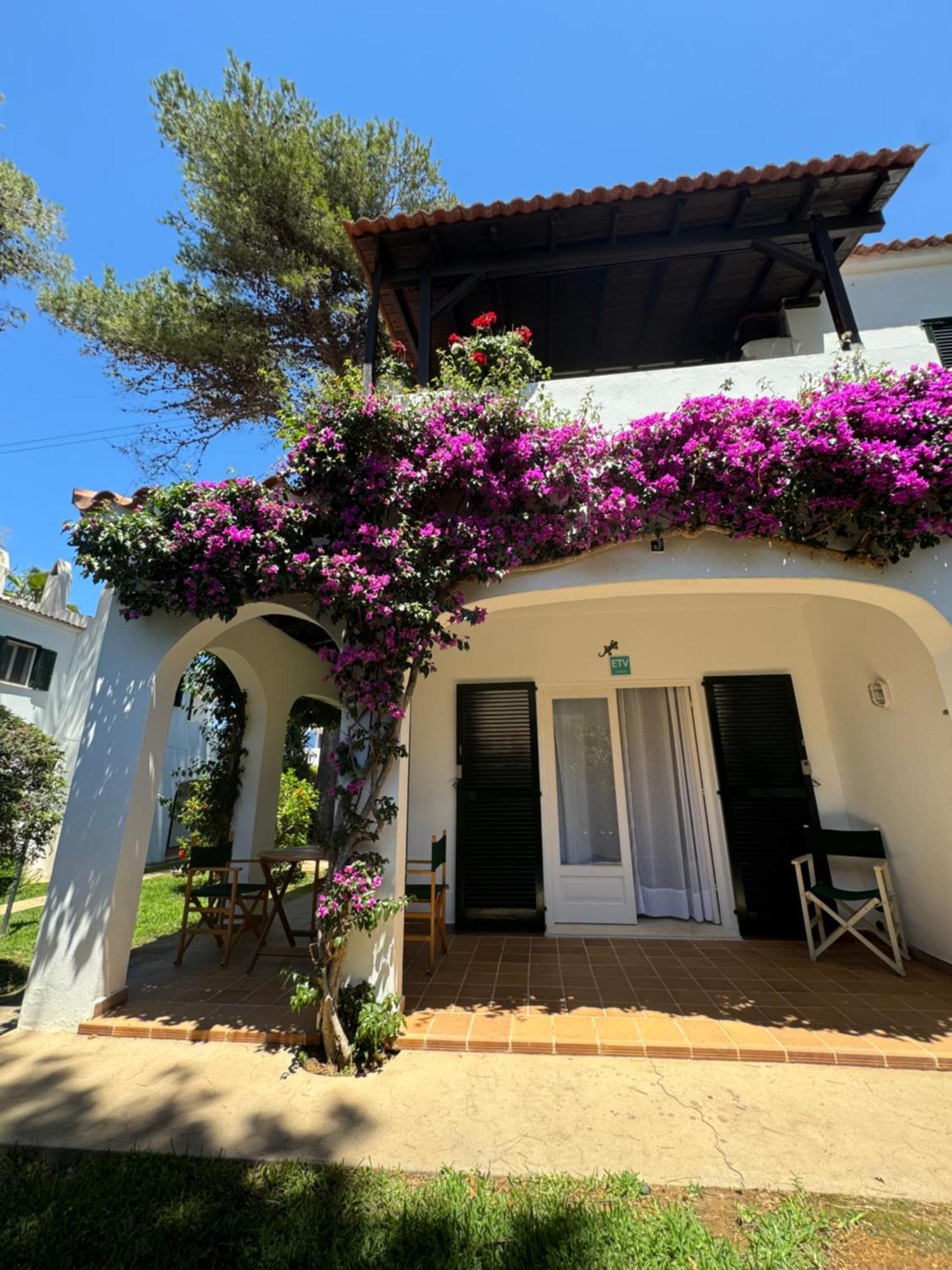 Apartment With Garden And Swimming And Beach Cala Blanca  Extérieur photo